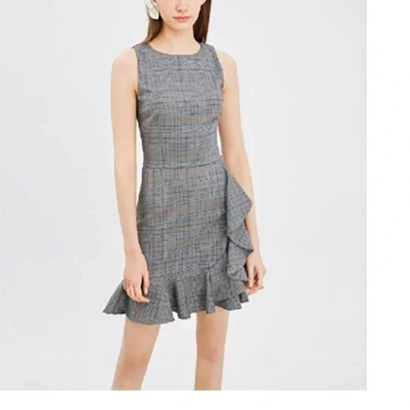 Design lab by loard& Taylor beautiful ruffle dress size 6​​​ - Picture 2 of 5